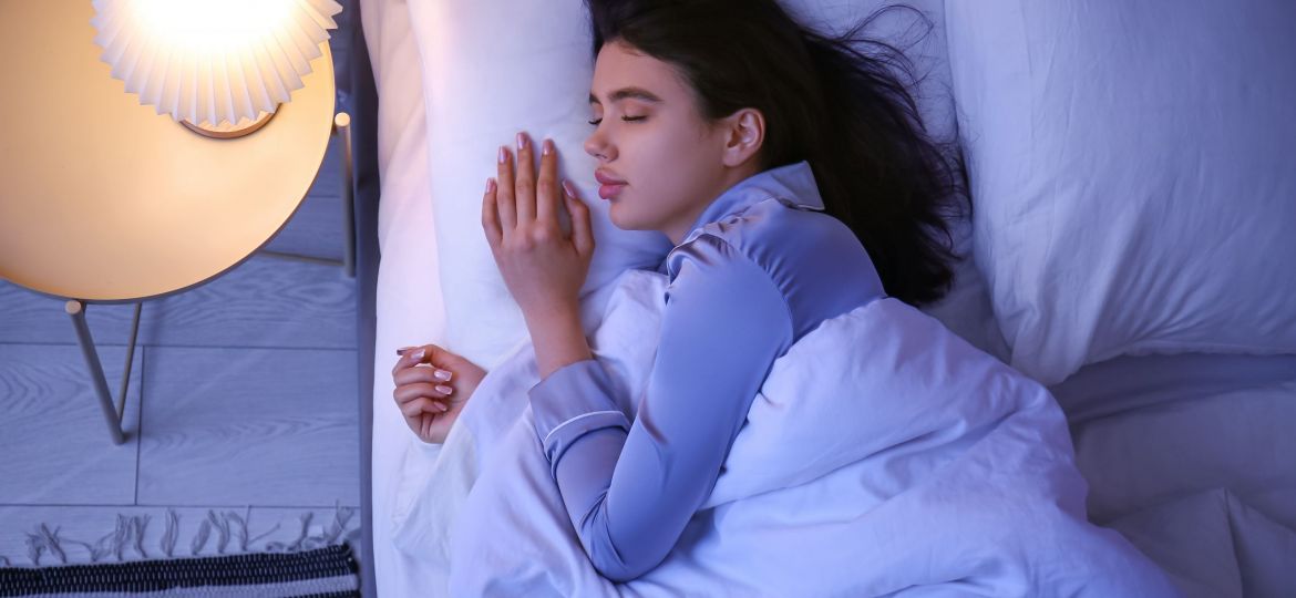 how much sleep do women need